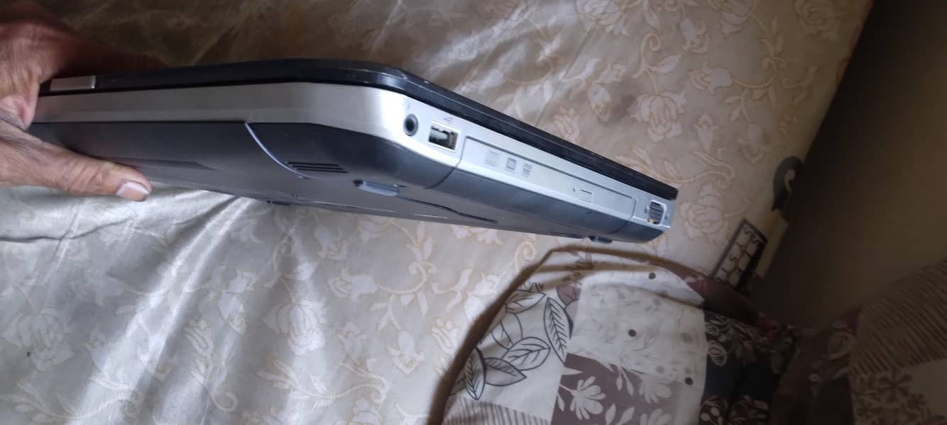 dell core i3 2nd generation 7