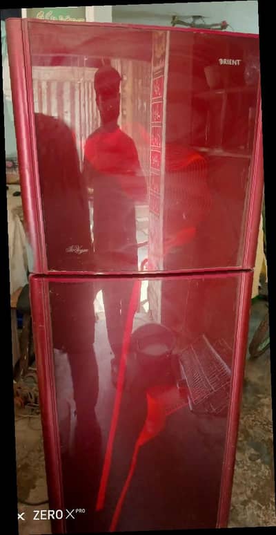 urgent for sale Orient fridge medium size
