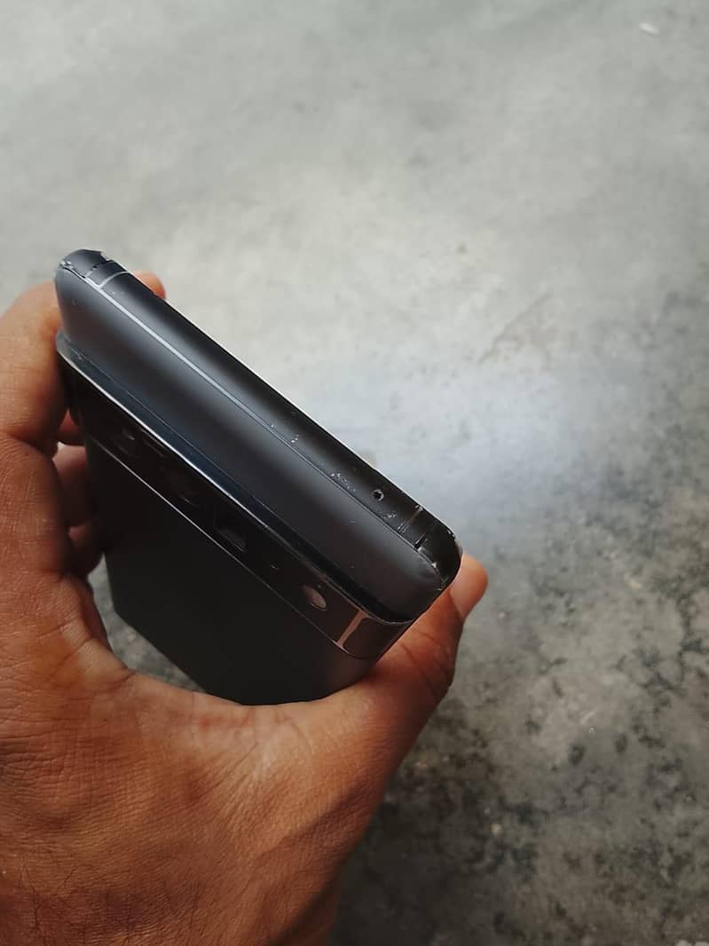Google Pixel 6 Pro 4