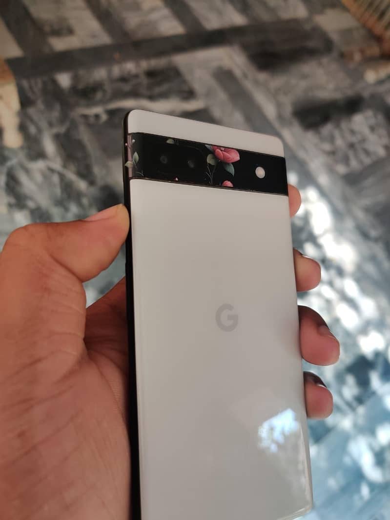 Google Pixel 6a 8