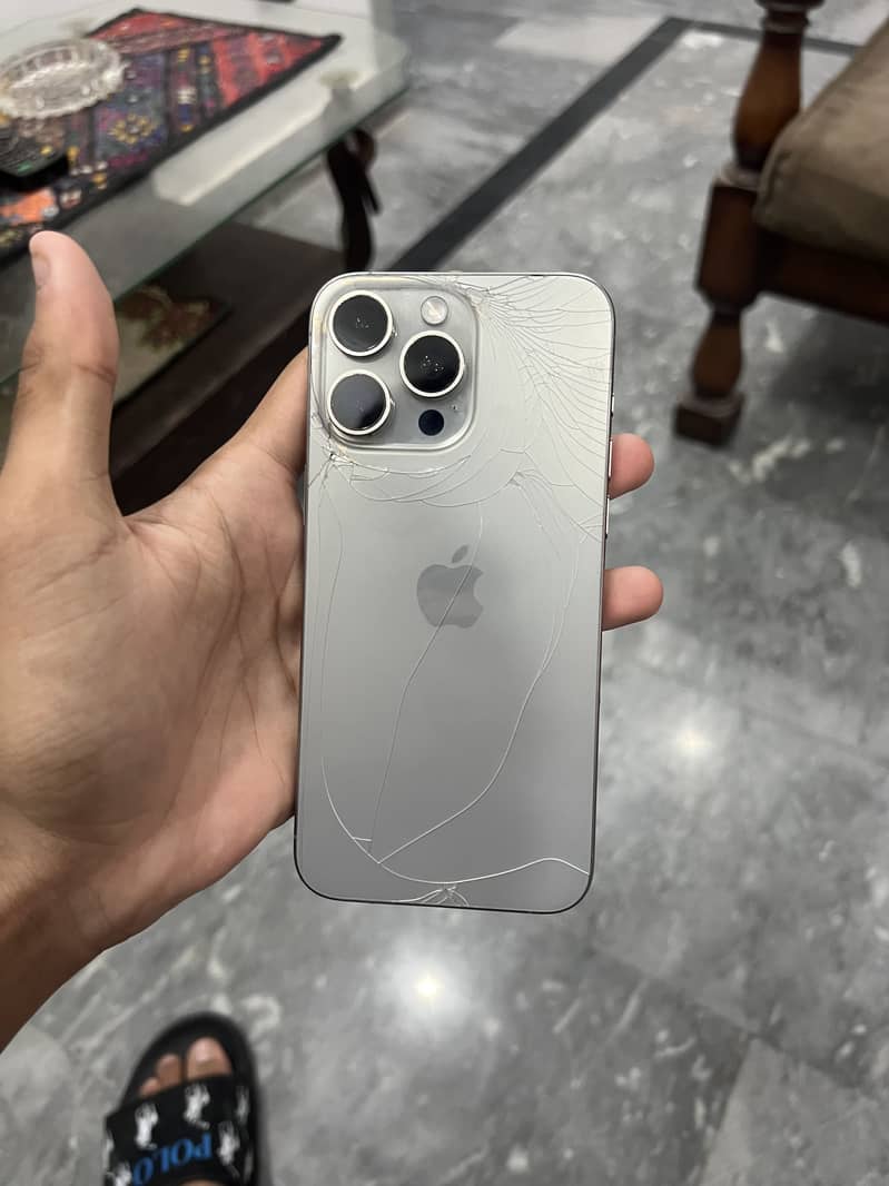 15 pro max 5