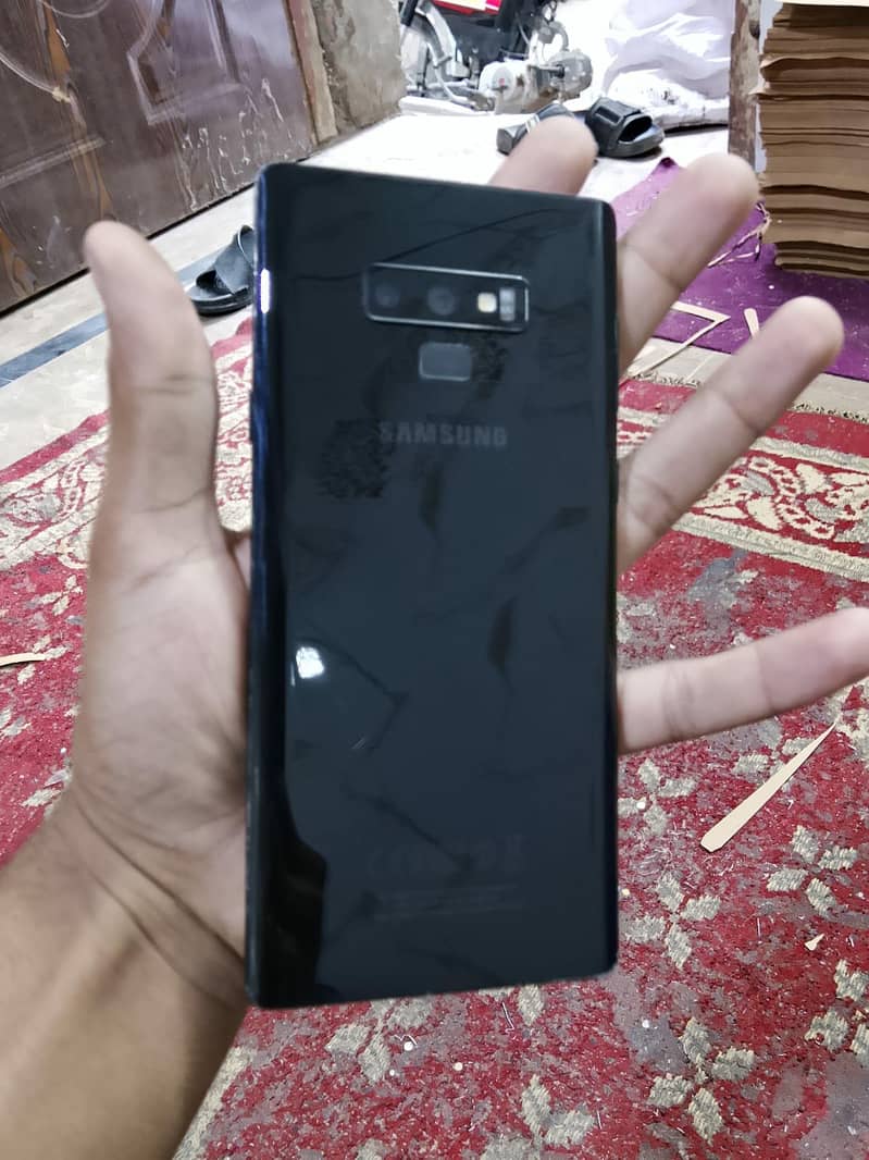 Samsung Mobile Note 9 1