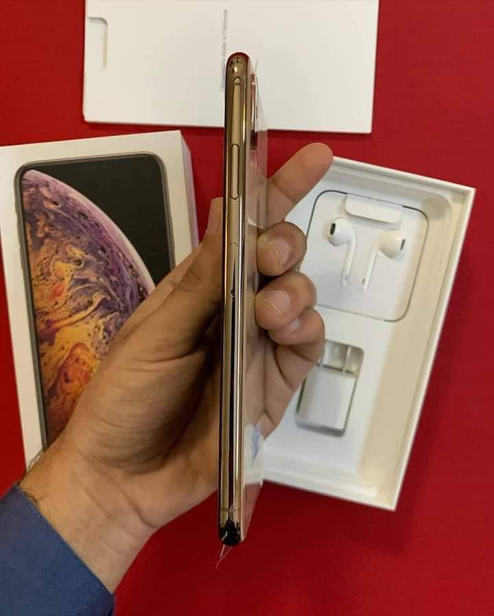 iphone xs max 1