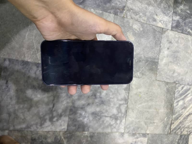 Apple iPhone 12 2