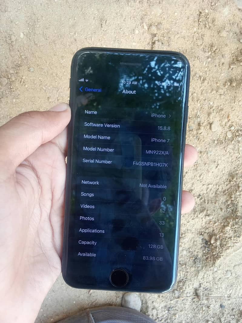 Apple iPhone 7 2