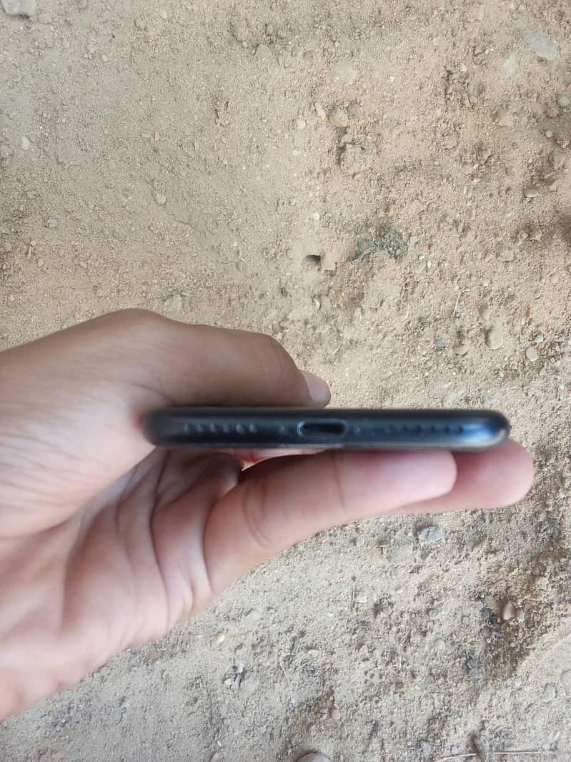 Apple iPhone 7 5