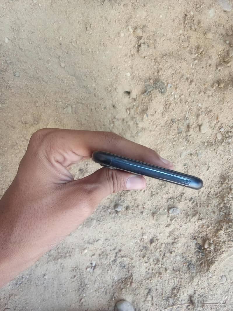 Apple iPhone 7 7