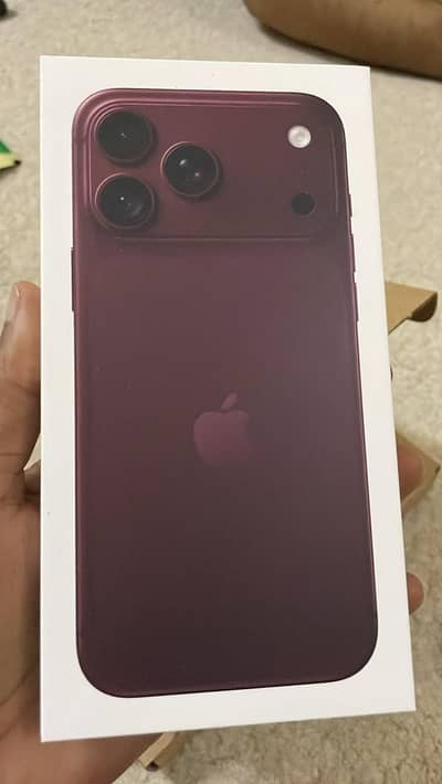 Apple iPhone 18 Pro Max 256 burhundy uae model