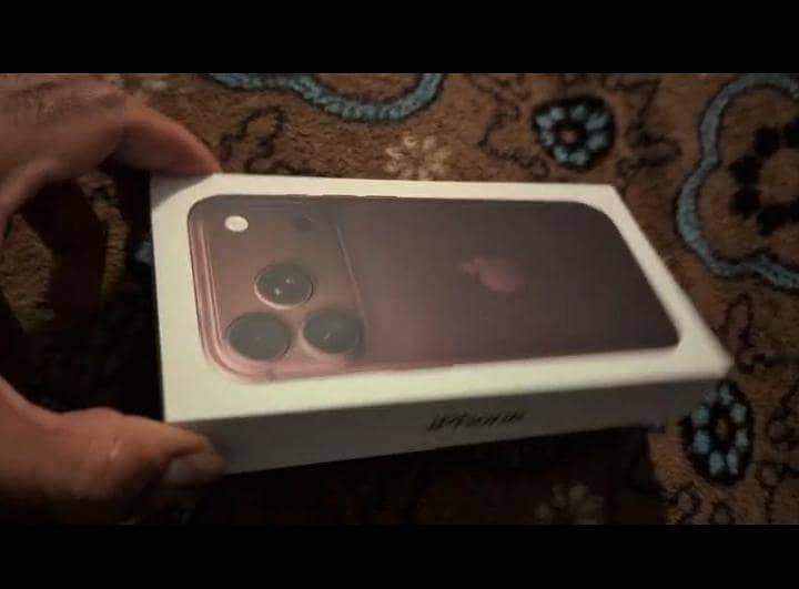 Iphone 18+ boxes available!! 3
