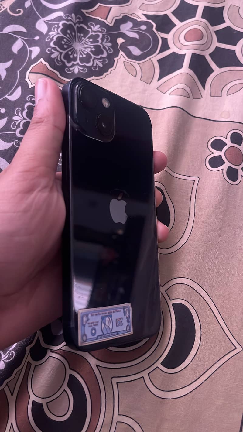 Apple iPhone 13 2