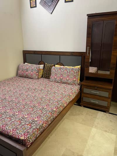 bed one side table dressing