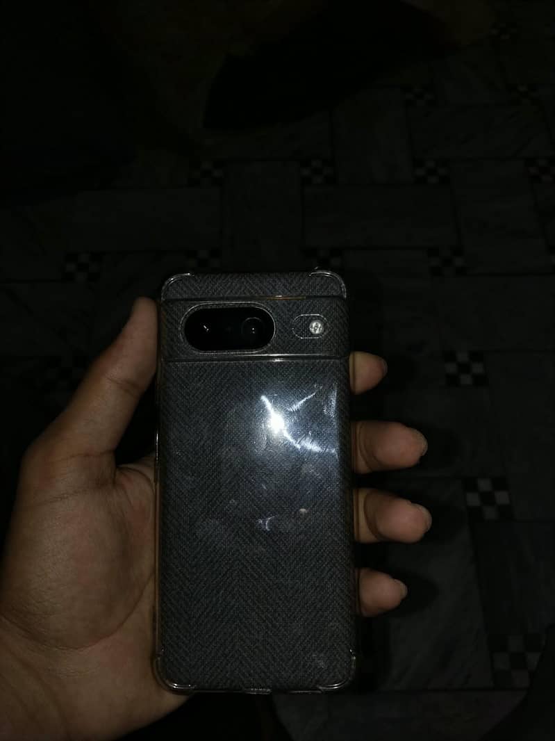 Google Pixel 8 5