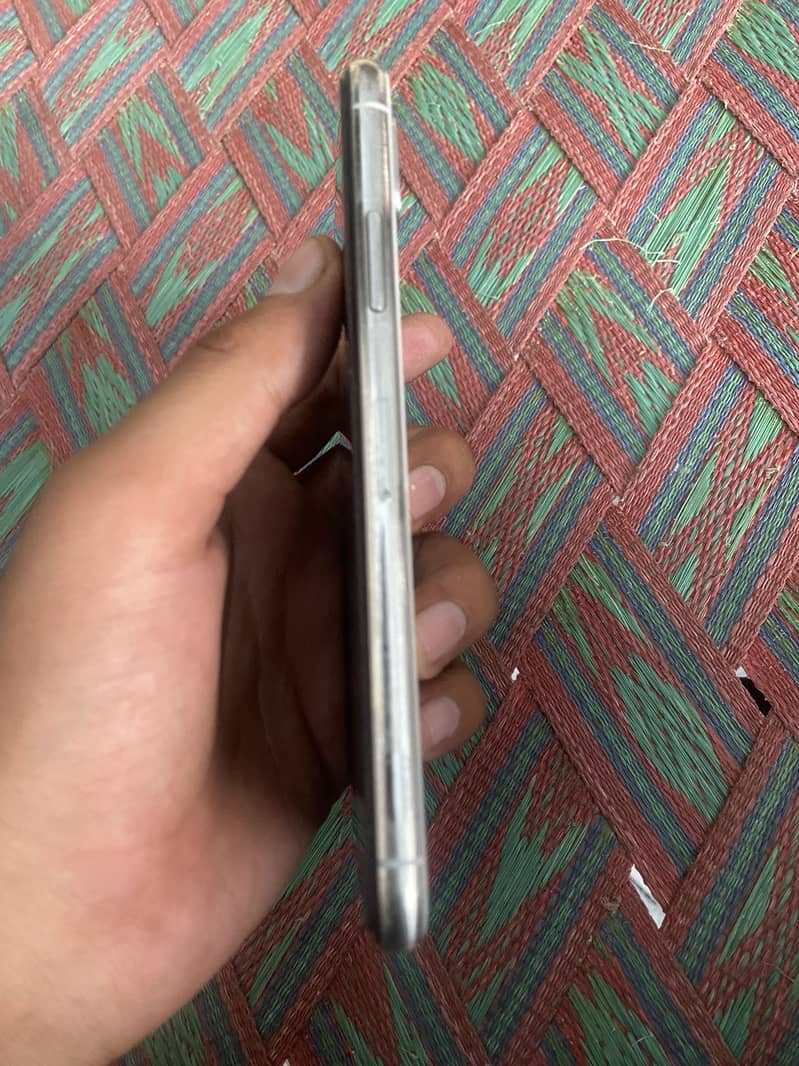 Apple iPhone X 2