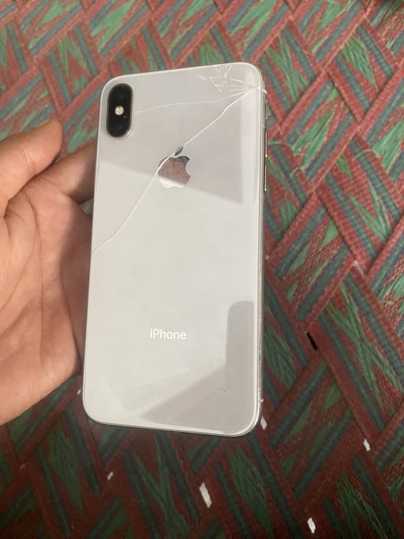 Apple iPhone X 3