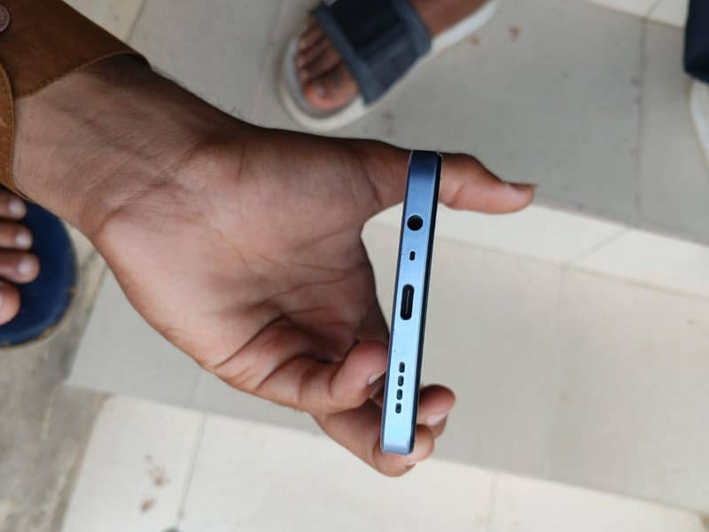 Realme Note 60 2