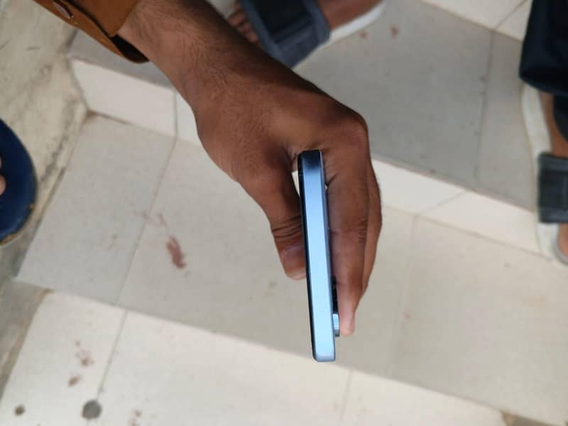 Realme Note 60 5