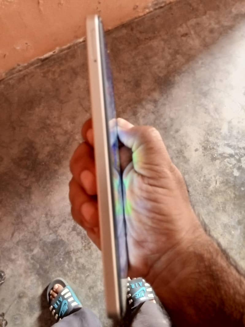 Realme note 70 4