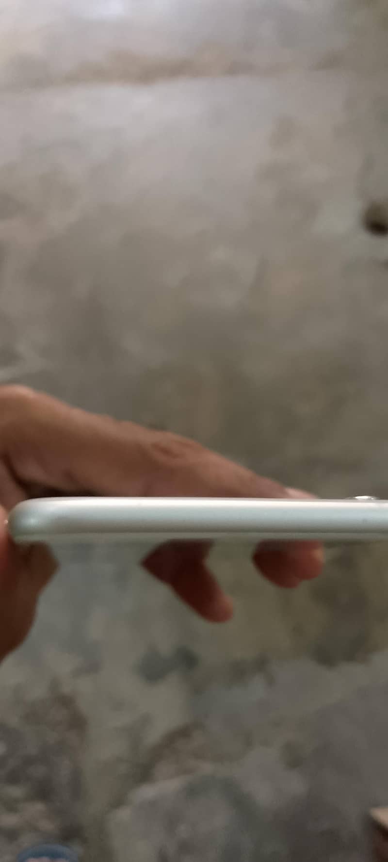 Apple iPhone 6S Plus 4
