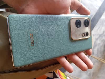 Infinix Zero 30