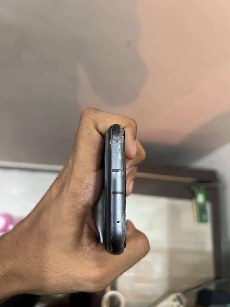 Google Pixel 8a 1