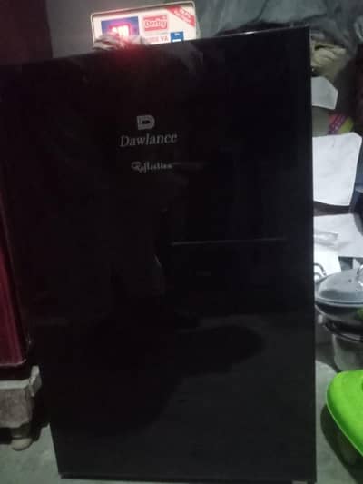 Dawlance Mini fridge condition bilkul new 1 year used