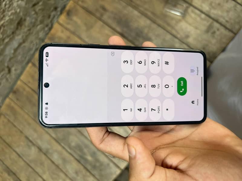Google Pixel 8 5