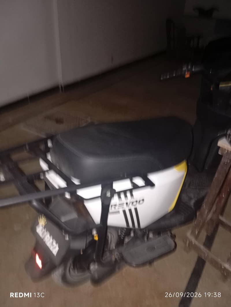 REVOO A12 3