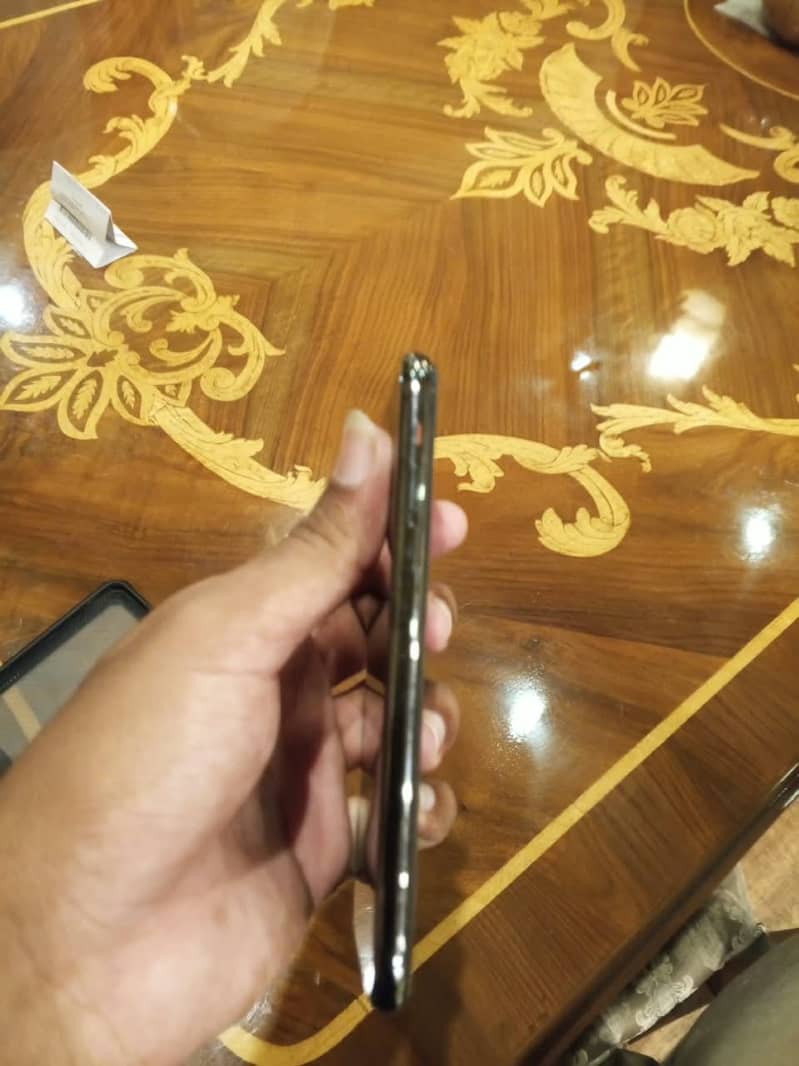 Apple iPhone X 1