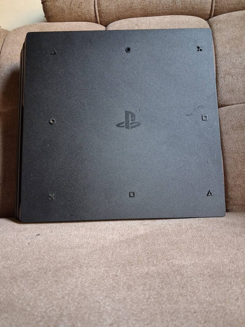 PlayStation4 Pro 3