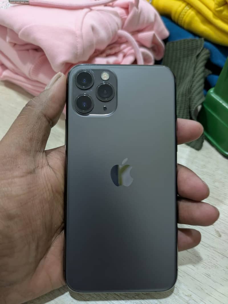 Apple iPhone 11 Pro 1