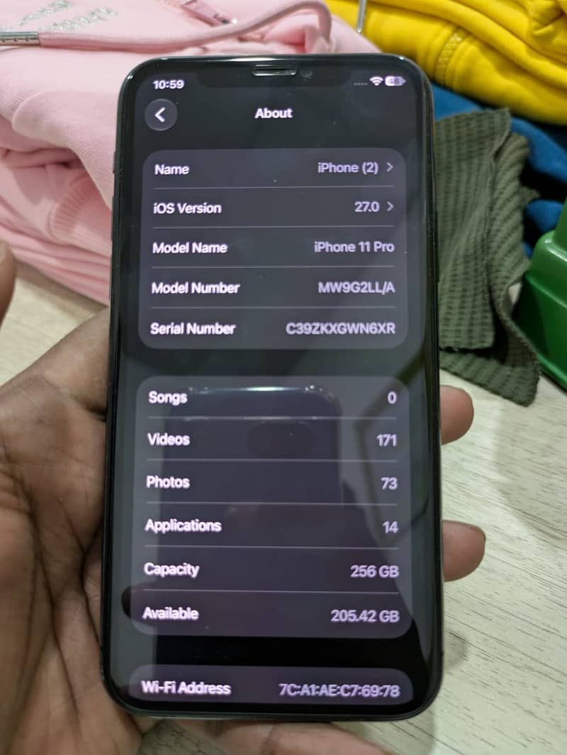 Apple iPhone 11 Pro 4