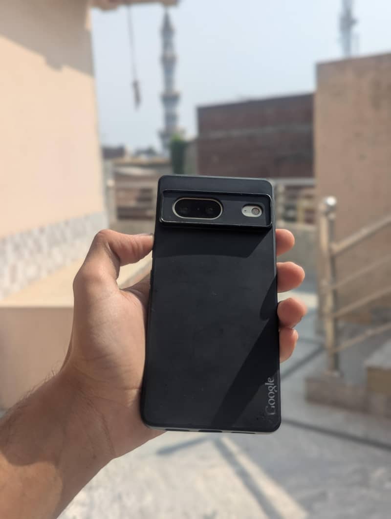 Google Pixel 7 10/10 condition 1