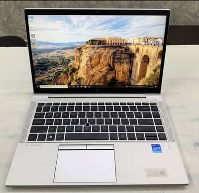 Hp Elitebook 840 g8 i5.11th genratoon