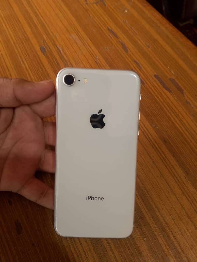 iPhone 8 non pta 4