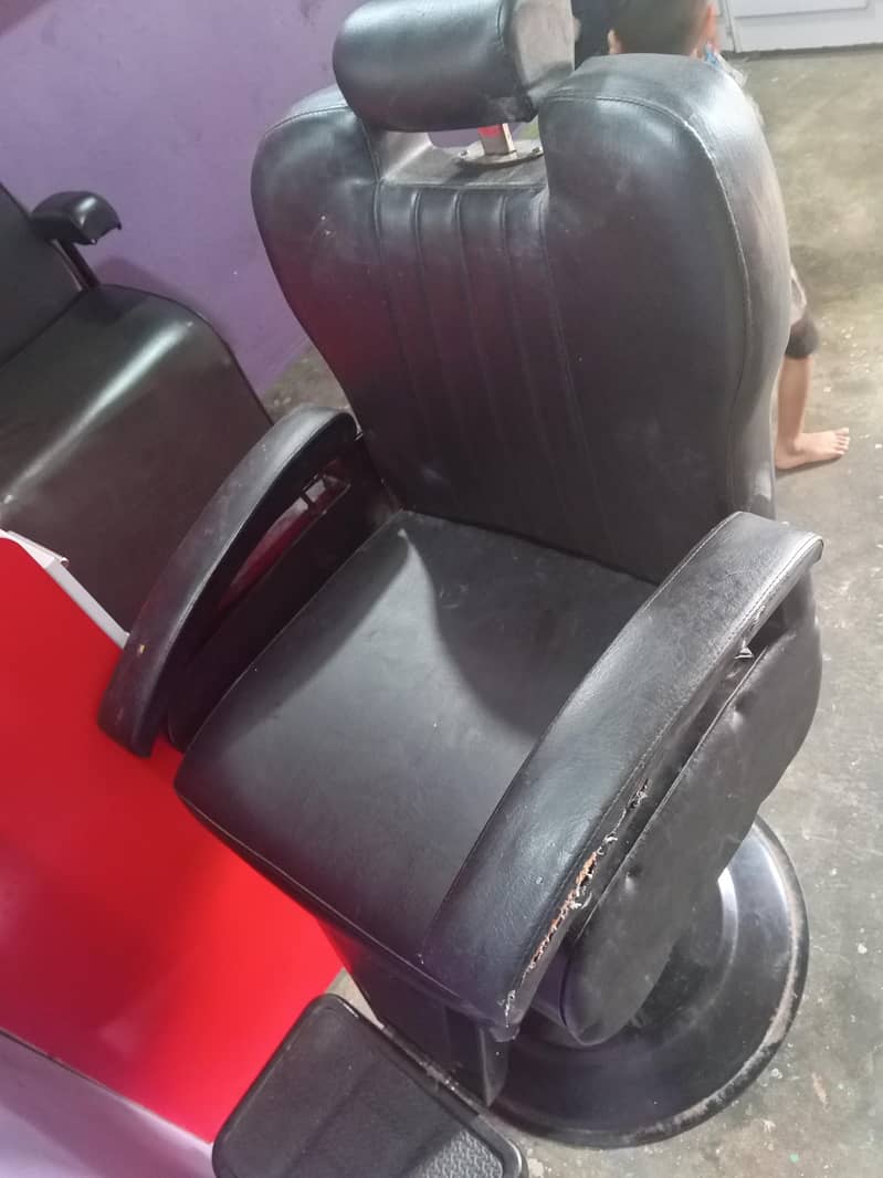 chairs 0
