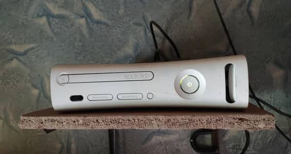 X Box 360 with 100 games