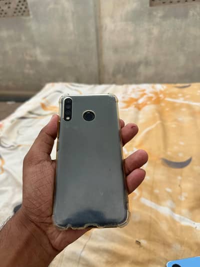 Tecno Spark 4