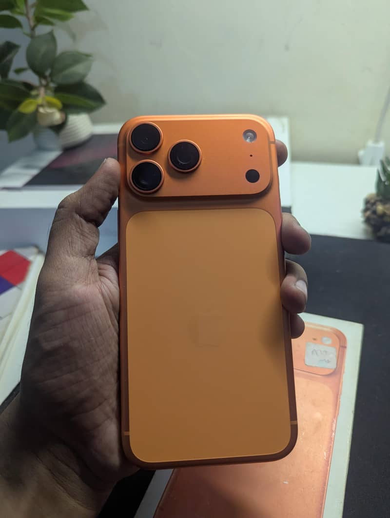Apple iPhone 17 Pro Max 3