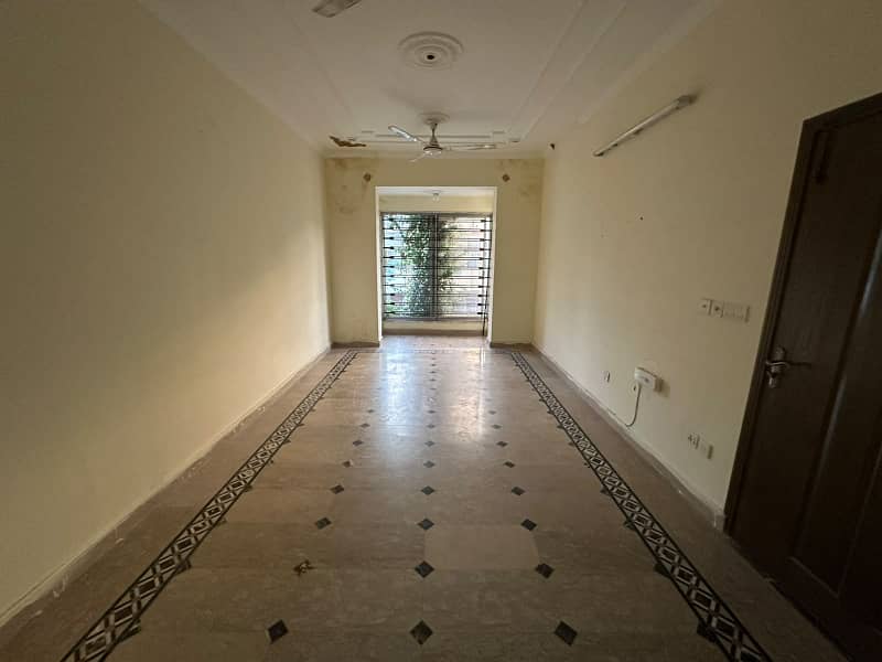 Upper Portion Available For Rent In E11 5