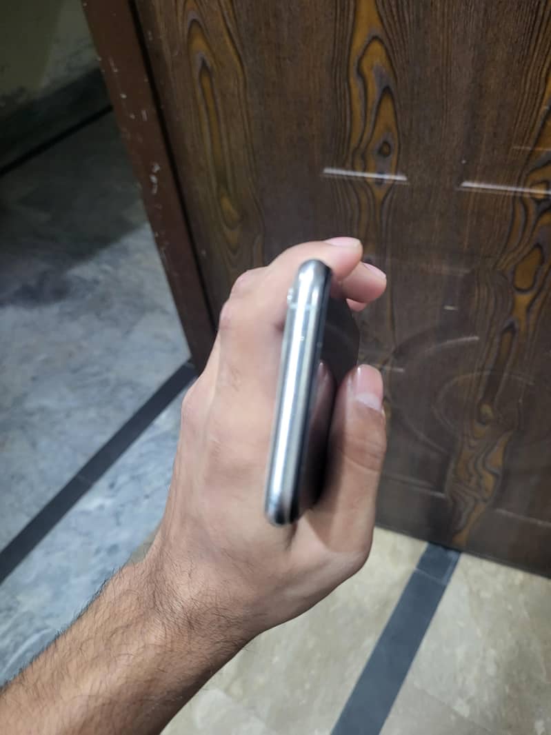 iPhone 11 pro 3