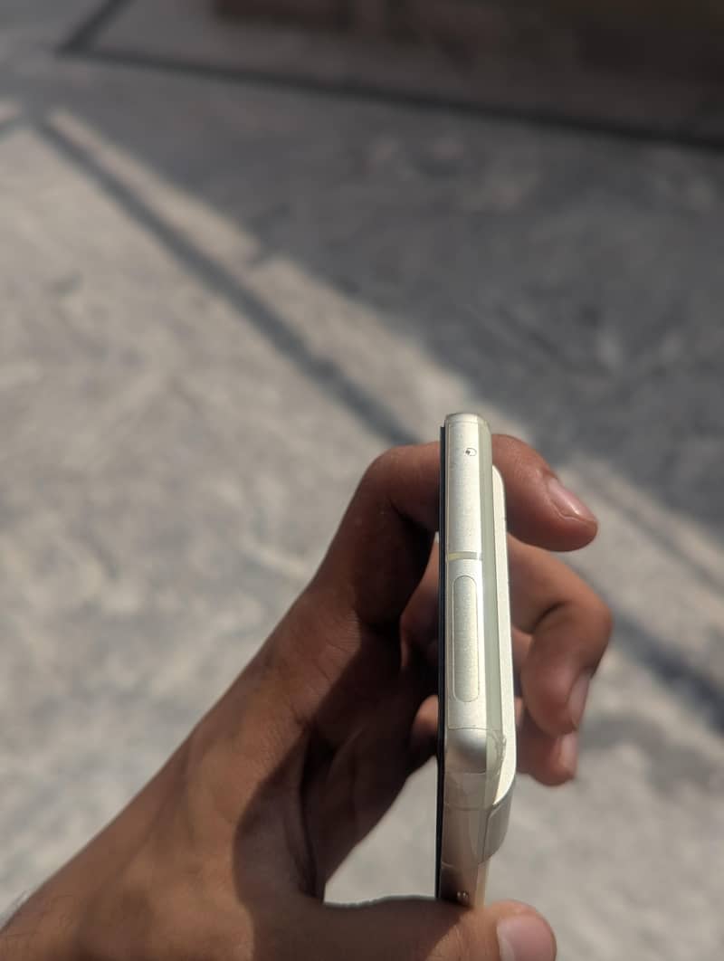 Google Pixel 7 10/10 condition 5