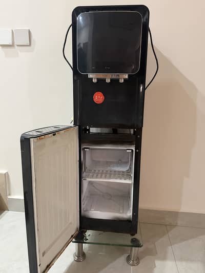 Water Dispenser