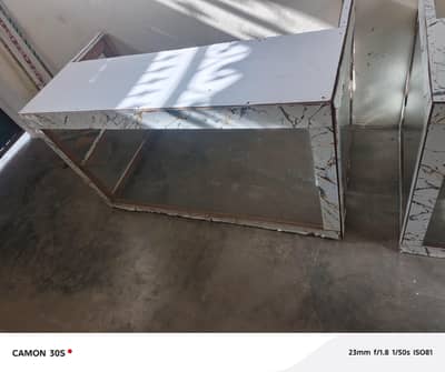 Counter wooden and glass 5x3