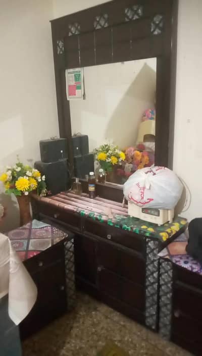 bed dressing table and double door cabinet for sale