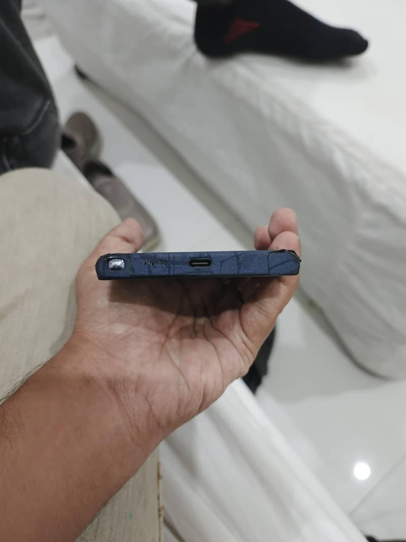 Samsung Mobile Note 10 Plus 3