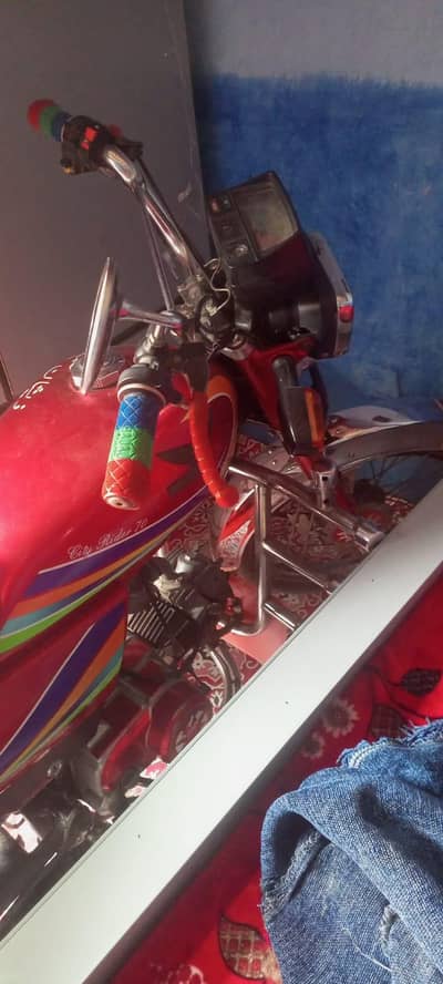 bike belkul okay hai new condition mai hai