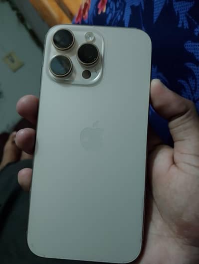 Apple iPhone 16 Pro Max