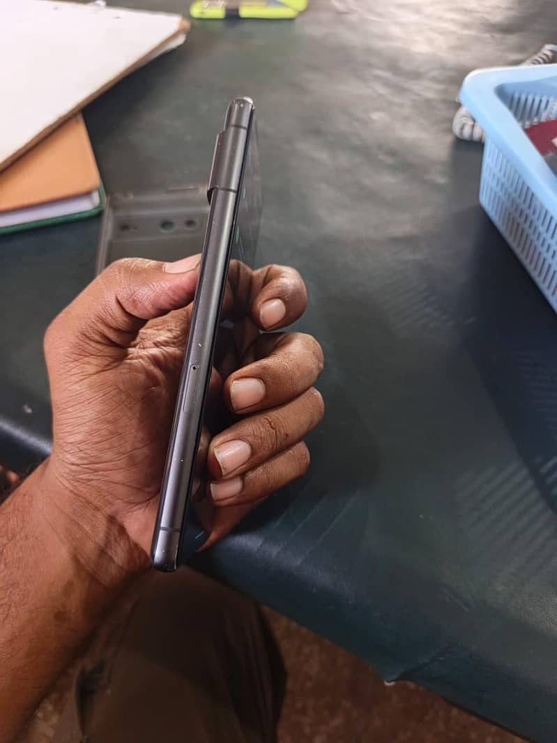 Google Pixel 7 4