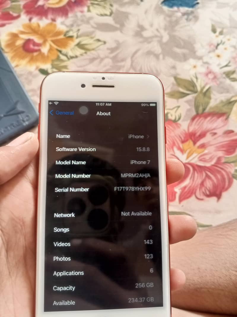 Apple iPhone 7 1