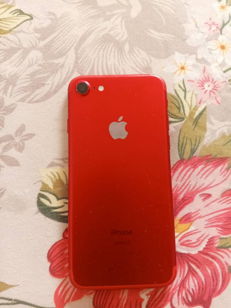 Apple iPhone 7 3